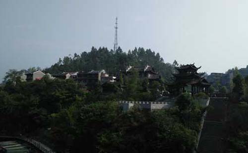 邊城茶峒是個怎樣的地方  鳳凰古城離邊城茶峒有多遠