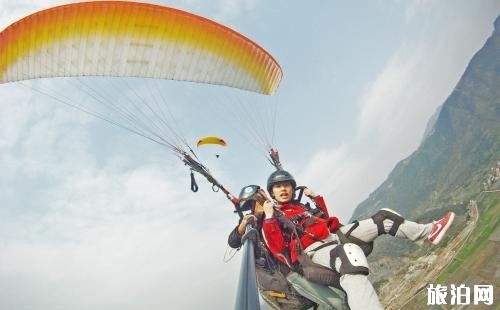 武漢東湖滑翔傘在哪 武漢東湖滑翔傘多少錢(qián) 東湖哪里有水上滑翔傘