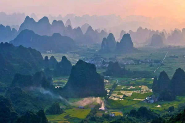 英西峰林