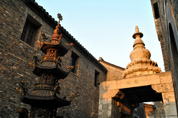 昭關(guān)石塔