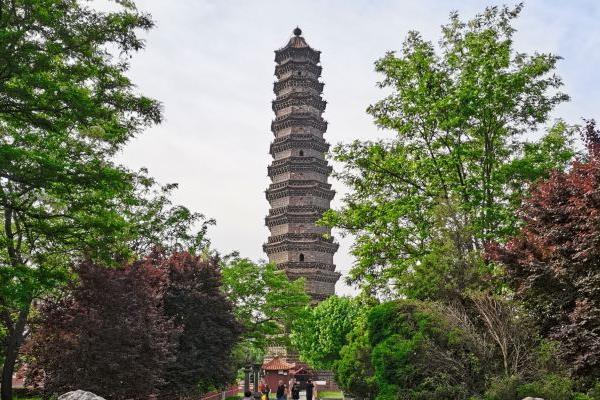 開封鐵塔公園