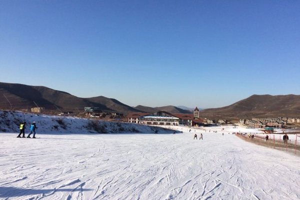 玉龍灣滑雪場